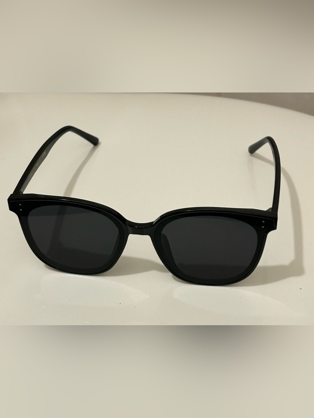 Unbranded Black Rectangular Fashion Sunglasses Dark Lenses